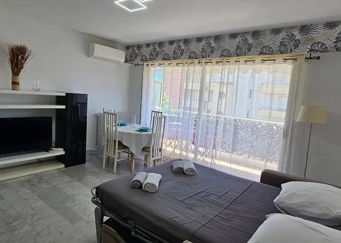 Magnifique Juan Les Pins-plage A Pied * 昂蒂布